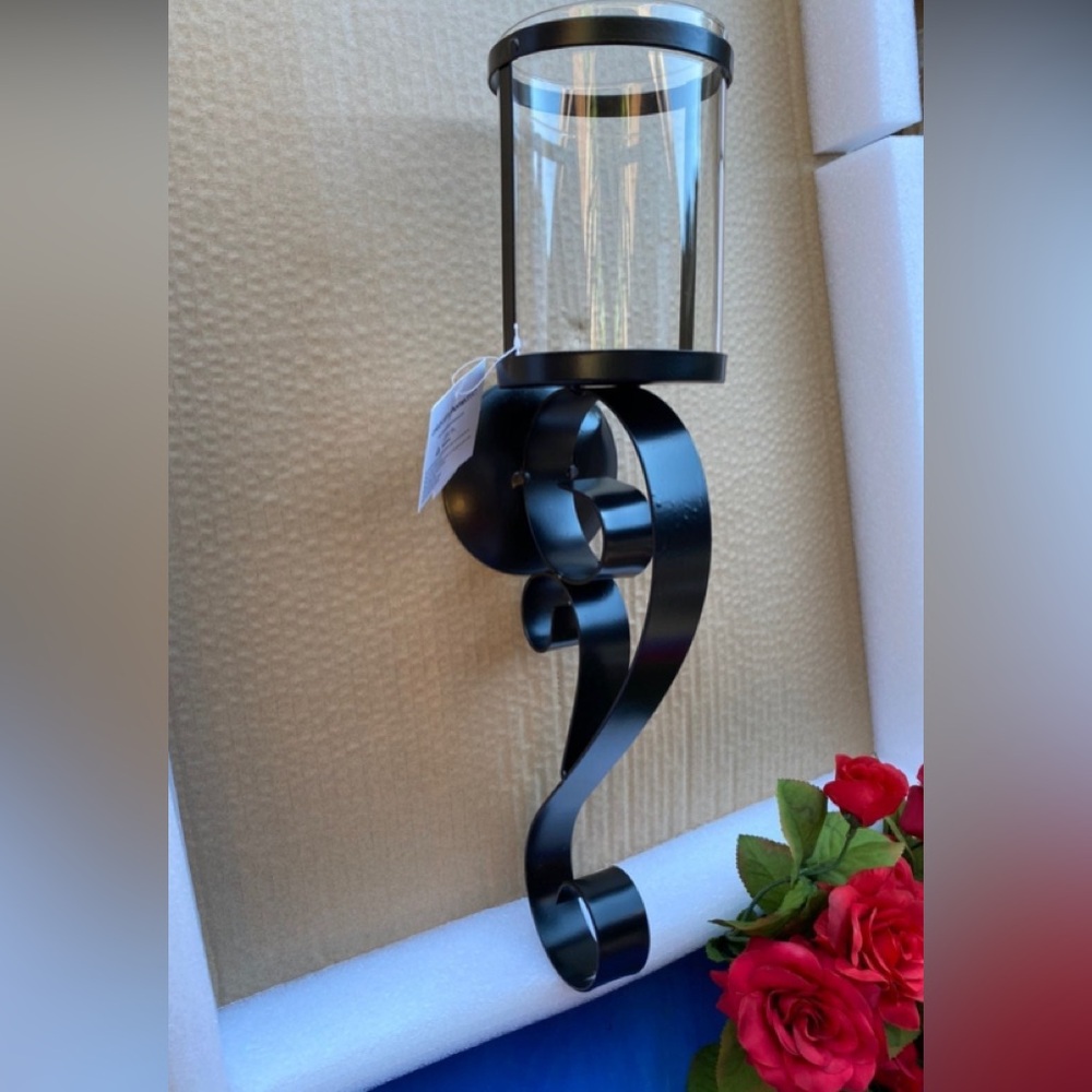 Celebrating Home modern Metal and glass Scrolled Candle holder
